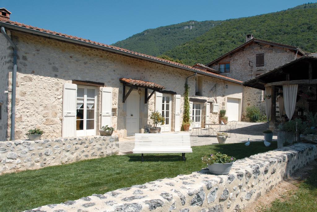 Bed and Breakfast L'Estapade Des Tourelons Saint-Jean-en-Royans Exterior foto